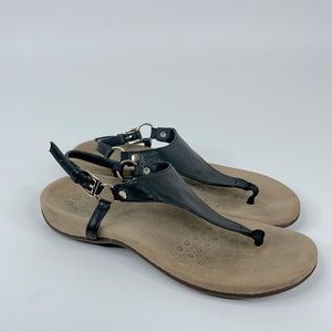 Vionic Kirra Black sandals size 7